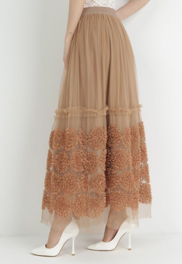 Born2be - Beżowa Spódnica Maxi z Tiulowej Siateczki z Gumką w Pasie Johannah. Kolor: beżowy. Materiał: tiul. Wzór: kwiaty