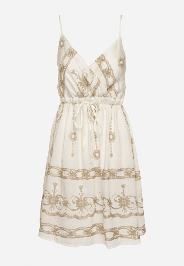 Born2be - Biała Sukienka Boho z Wiskozy na Ramiączkach Zdobiona Metalicznym Haftem Saleriela. Okazja: na spacer, na co dzień. Kolor: biały. Materiał: wiskoza. Długość rękawa: na ramiączkach. Wzór: haft, aplikacja. Typ sukienki: rozkloszowane. Styl: boho