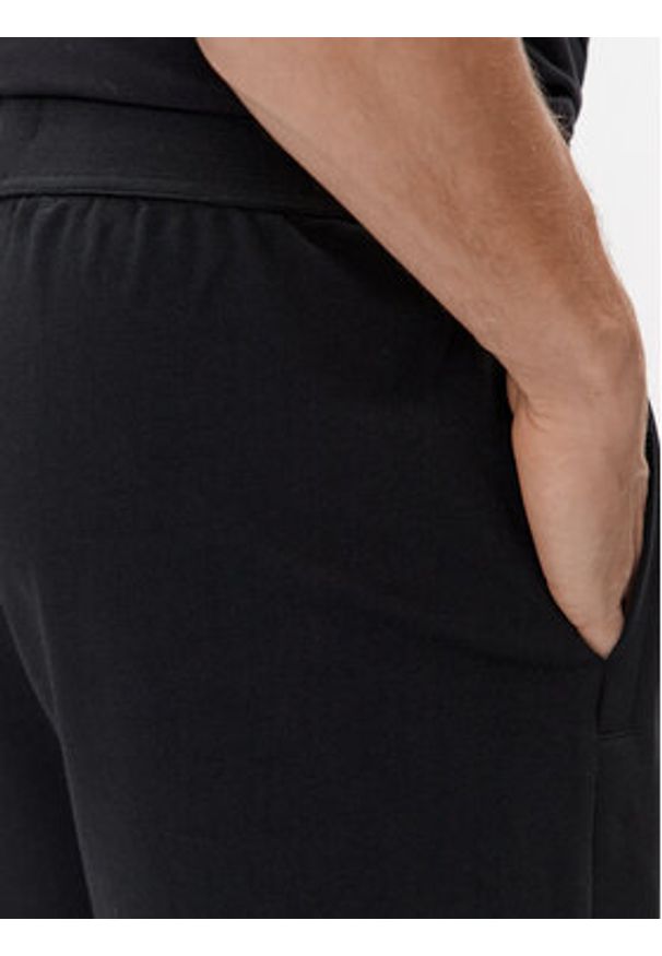 BOSS - Boss Szorty sportowe Authentic 50449962 Czarny Regular Fit. Kolor: czarny. Materiał: bawełna. Styl: sportowy