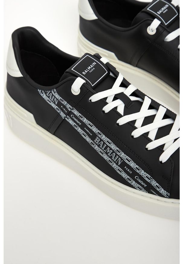 Balmain - Sneakersy męskie skórzane B-Court BALMAIN. Materiał: skóra