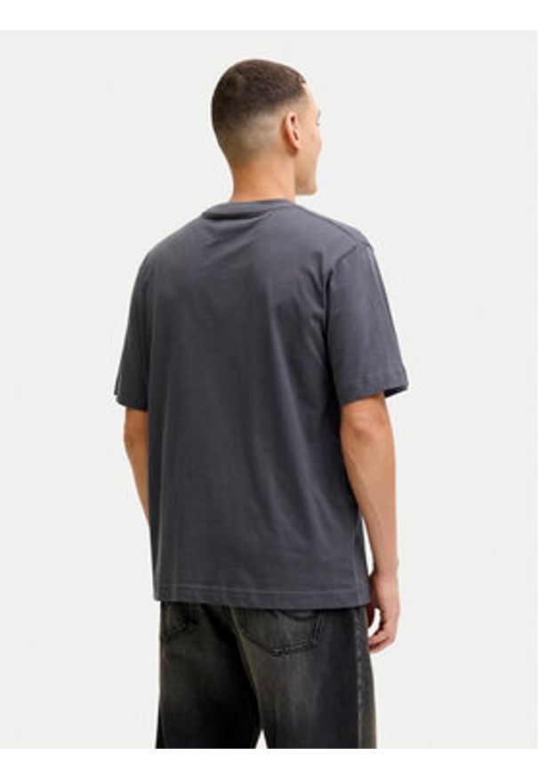 Jack & Jones T-Shirt Club 12289868 Szary Relaxed Fit. Kolor: szary. Materiał: bawełna