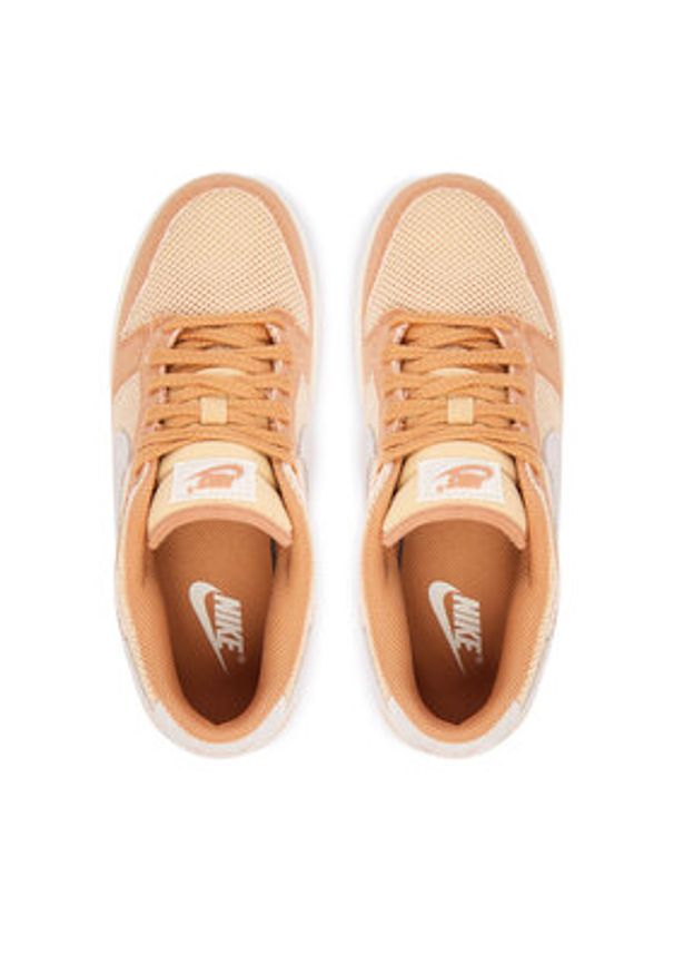 Nike Sneakersy W Dunk Low NN SE HJ5864 200 Pomarańczowy. Kolor: pomarańczowy. Materiał: materiał