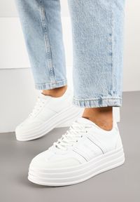 Renee - Białe Sneakersy w Stylu Kultowych Tenisówek na Grubej Podeszwie Agerla. Okazja: na co dzień. Kolor: biały. Materiał: jeans, skóra #4