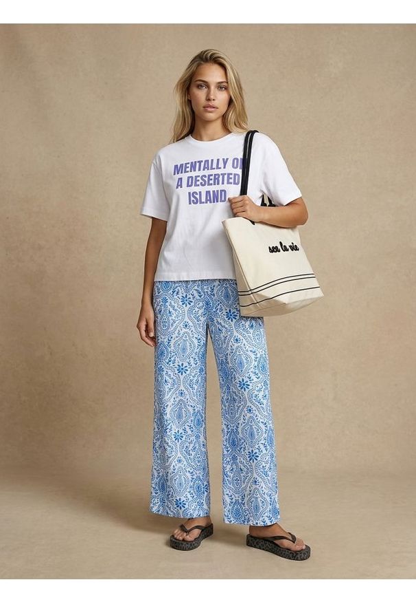 Sinsay - Spodnie z wiskozy o klasycznym wzorze paisley - wielobarwny. Materiał: wiskoza. Wzór: paisley. Styl: klasyczny