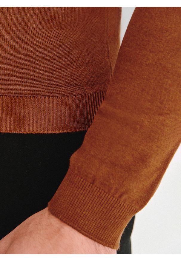 Pako Lorente - PAKO LORENTE - Półgolf męski w rudym kolorze. Kolor: brązowy, szary, niebieski. Materiał: wiskoza, nylon. Wzór: ze splotem, gładki