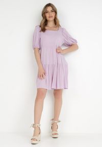 Born2be - Jasnofioletowa Sukienka z Wiskozy Phylyle. Typ kołnierza: dekolt kwadratowy. Kolor: fioletowy. Materiał: wiskoza. Wzór: gładki. Typ sukienki: rozkloszowane. Styl: klasyczny. Długość: mini #5