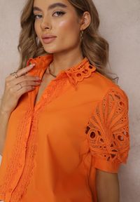 Renee - Pomarańczowa Koszula z Ozdobnym Kołnierzem i Rękawami z Koronkowymi Wstawkami Brixta. Kolor: pomarańczowy. Materiał: koronka. Styl: elegancki