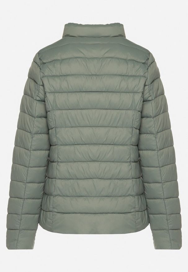 Born2be - Zielona Pikowana Kurtka w Klasycznym Stylu Nelaniel. Okazja: na co dzień. Kolor: zielony. Materiał: jeans. Styl: klasyczny