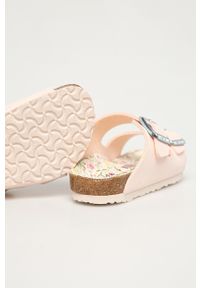 Birkenstock - Klapki dziecięce Arizona. Kolor: różowy. Materiał: materiał, guma #3