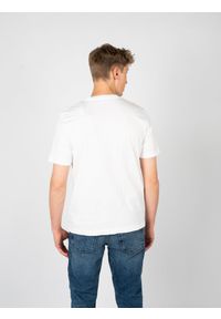 Diesel T-shirt "T-Just" | A13872-0QIAM | Mężczyzna | Biały. Okazja: na co dzień. Kolor: biały. Materiał: bawełna. Wzór: napisy. Styl: elegancki, casual #4