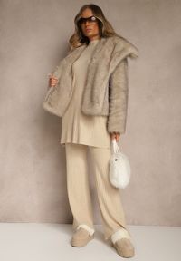 Renee - Beżowy Komplet z Dzianiny z Bawełną Spodnie Wide Leg i Sweter Lanneia. Kolekcja: plus size. Kolor: beżowy. Materiał: bawełna, dzianina #5