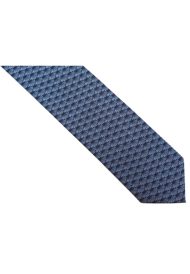 Adam Collection - Granatowy krawat męski w błękitny wzór D300. Kolor: niebieski. Materiał: mikrofibra, tkanina