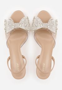 Renee - Ciemnobeżowe Transparentne Sandały VICES na Szpilce Zdobione Cyrkoniową Kokardą Phrilirea. Zapięcie: pasek. Kolor: beżowy. Wzór: aplikacja. Obcas: na szpilce. Styl: glamour #6