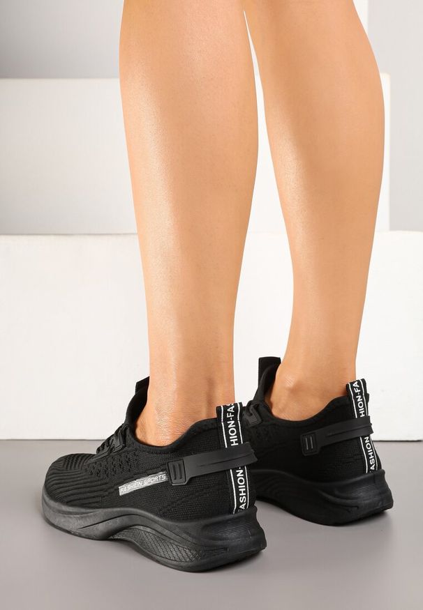 Renee - Czarne Siateczkowe Buty Sportowe Sneakersy Ulinoria. Okazja: na co dzień. Kolor: czarny