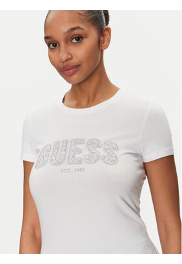 Guess T-Shirt 172699 Biały Classic Fit. Kolor: biały. Materiał: bawełna