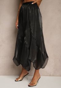 Renee - Czarna Spódnica o Rozkloszowanym Kroju z Błyszczącą Nitką Lumorisse. Okazja: na co dzień, na imprezę. Kolor: czarny. Styl: elegancki, casual #4