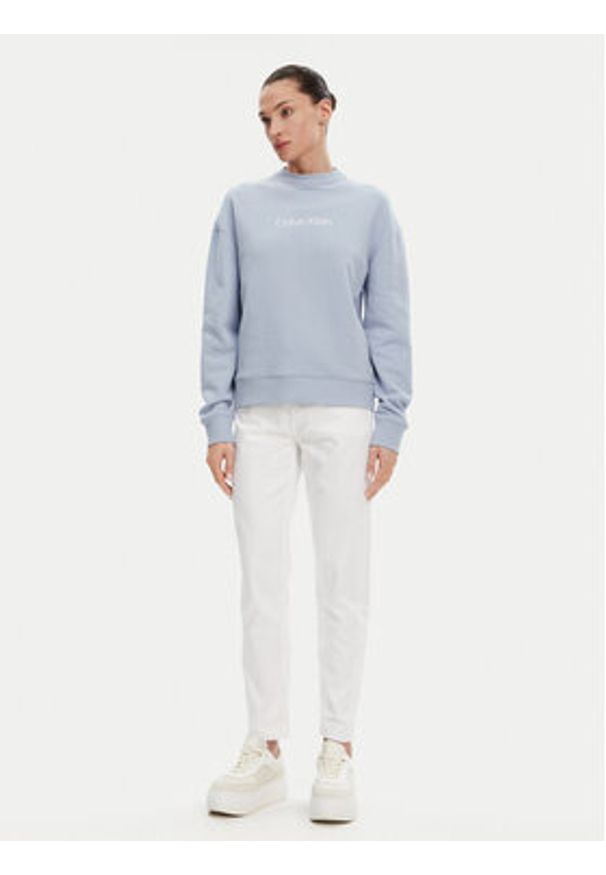 Calvin Klein Bluza Hero Logo K20K205450 Błękitny Regular Fit. Kolor: niebieski. Materiał: bawełna