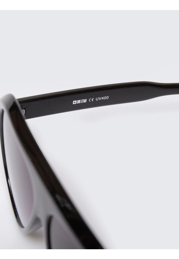 Big-Star - Okulary przeciwsłoneczne czarne Aradi 906. Kolor: czarny