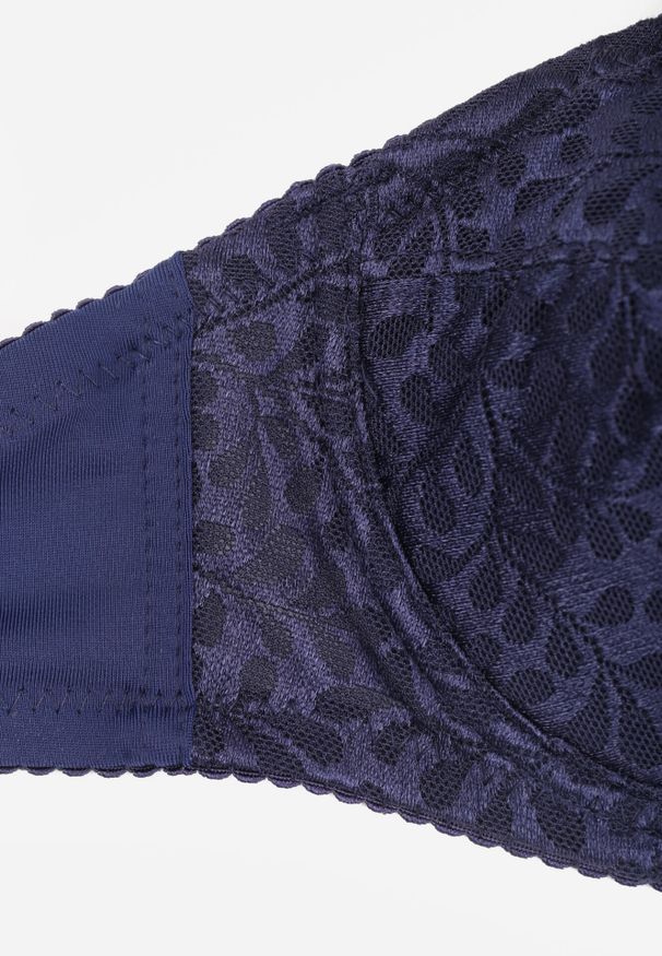 Born2be - Granatowy Biustonosz z Koronki z Usztywnieniem i Regulowanymi Ramiączkami Vikiisol. Kolor: niebieski. Materiał: koronka. Wzór: koronka