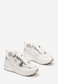 Born2be - Białe Sneakersy na Grubej Podeszwie ze Sznurowaniem i Błyszczącymi Wstawkami Airelim. Kolor: biały. Wzór: aplikacja #3
