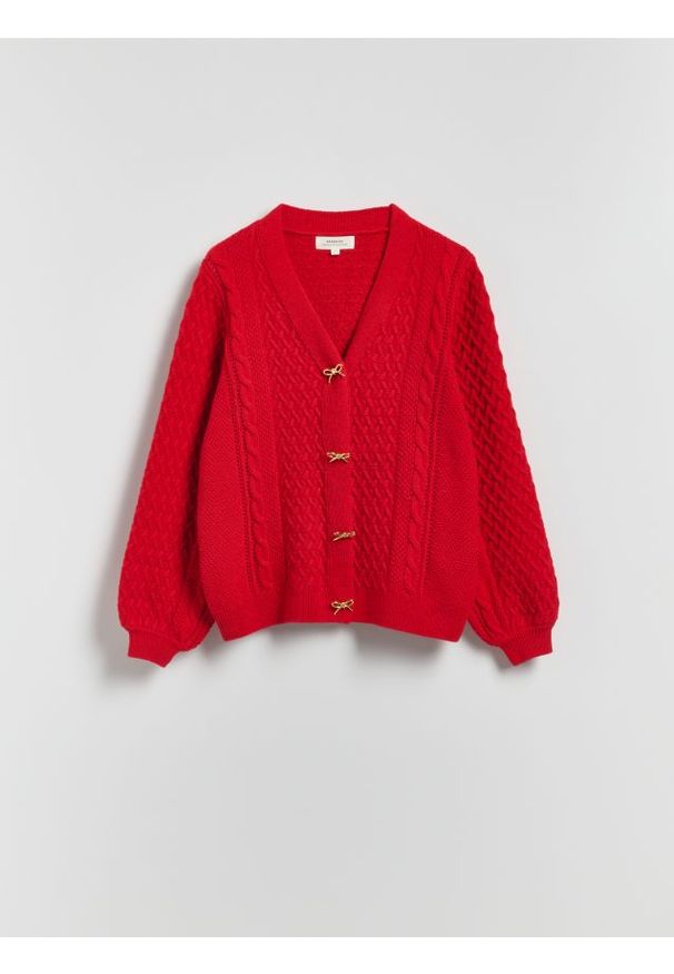 Reserved - Kardigan z dekoracyjnymi guzikami - czerwony. Kolor: czerwony. Materiał: dzianina, bawełna, wełna