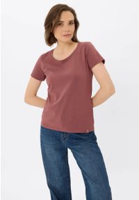 Volcano - Koszulka basic T-DIANA. Kolekcja: plus size. Kolor: pomarańczowy. Materiał: materiał. Długość rękawa: krótki rękaw. Długość: krótkie. Wzór: gładki. Styl: klasyczny #1