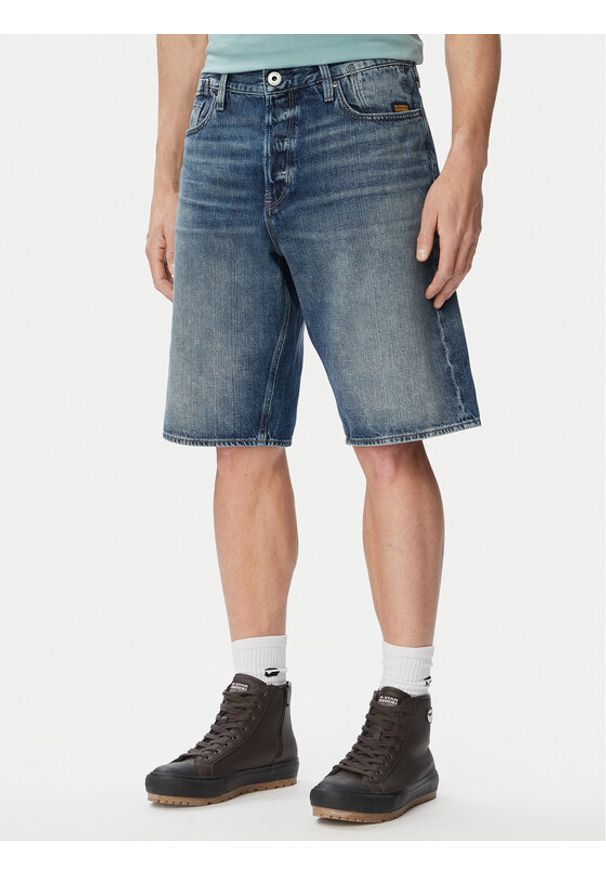 G-Star RAW - G-Star Raw Szorty jeansowe Deeggie D28474-E352 Niebieski Regular Fit. Kolor: niebieski. Materiał: bawełna