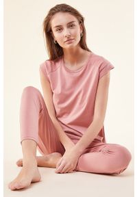Etam t-shirt piżamowy Gam kolor różowy. Kolor: różowy. Długość: krótkie