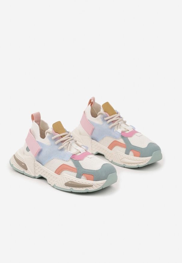 Renee - Niebiesko-Białe Sneakersy w Streetwearowym Stylu z Ozdobnym Rzepem Akkaria. Okazja: na co dzień. Zapięcie: sznurówki. Kolor: niebieski