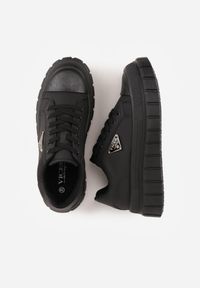 Renee - Czarne Sneakersy VICES na Tłoczonej Podeszwie w Stylu Chunky Myninis. Okazja: na co dzień. Kolor: czarny. Materiał: skóra, koronka. Obcas: na platformie #9