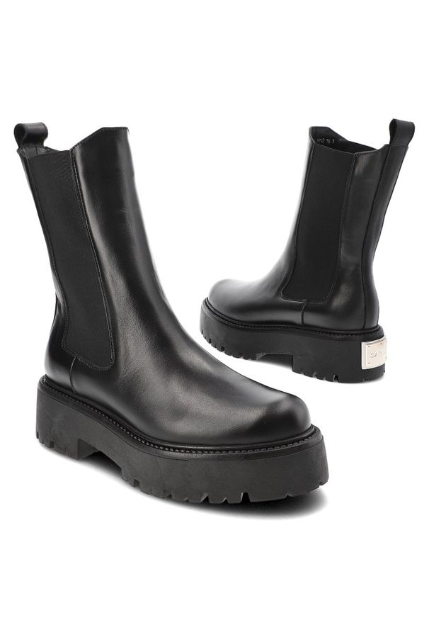 Czarne Botki Carinii Stylowe Wsuwane Workery Damskie. Okazja: na co dzień. Zapięcie: bez zapięcia. Kolor: czarny. Materiał: skóra. Styl: elegancki