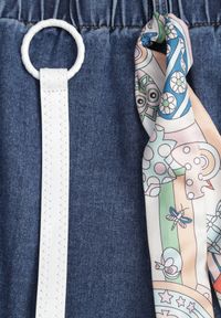 Born2be - Granatowa Rozkloszowana Spódnica Jeansowa z Bawełny z Paskiem z Apaszką Ipharianne. Okazja: na co dzień, do pracy, na spotkanie biznesowe. Kolor: niebieski. Materiał: jeans, bawełna. Styl: klasyczny, casual, biznesowy #8