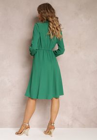 Renee - Zielona Koszulowa Sukienka z Gumką w Talii i Paskiem z Klamerką Jenele. Kolor: zielony. Materiał: skóra. Typ sukienki: koszulowe #2