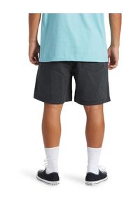 Quiksilver - Szorty spacerowe dla Mężczyzn TAXER Czarny. Kolor: czarny. Materiał: tkanina, bawełna. Długość: krótkie. Sezon: lato