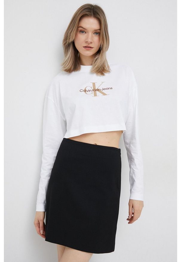 Calvin Klein Jeans longsleeve bawełniany kolor biały. Kolor: biały. Materiał: bawełna. Długość rękawa: długi rękaw. Wzór: nadruk