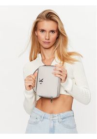 Calvin Klein Jeans Torebka Minimal Monogram Camera 18 K60K610683 Biały. Kolor: biały. Materiał: skórzane #3