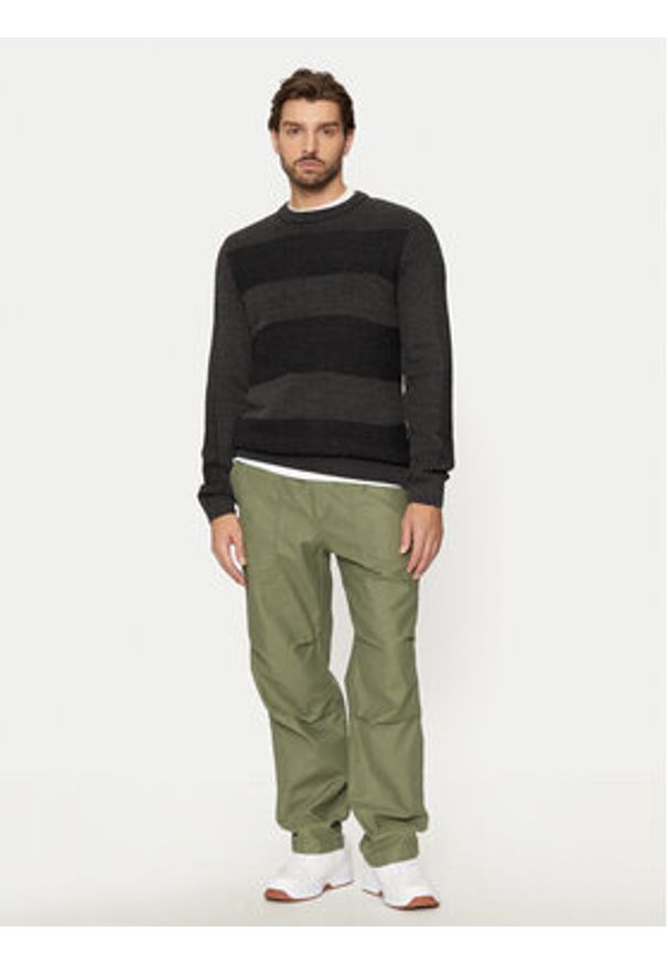Jack & Jones Sweter Hugo 12258607 Czarny Regular Fit. Kolor: czarny. Materiał: syntetyk