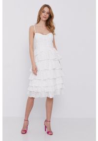 BARDOT - Bardot - Sukienka. Kolor: biały. Materiał: materiał. Długość rękawa: na ramiączkach. Typ sukienki: rozkloszowane. Długość: midi #2
