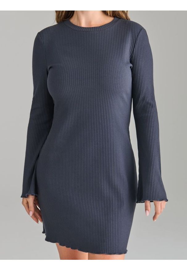 Sinsay - Sukienka - szary. Kolor: szary. Materiał: prążkowany