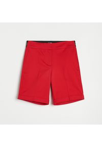 Reserved - Gładkie szorty - Czerwony. Kolor: czerwony. Wzór: gładki #1