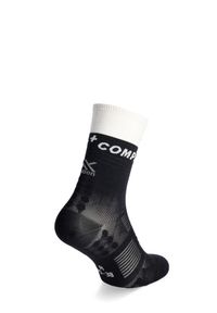 Skarpety biegowe Compressport Mid Compression Socks V2.0. Kolor: czarny