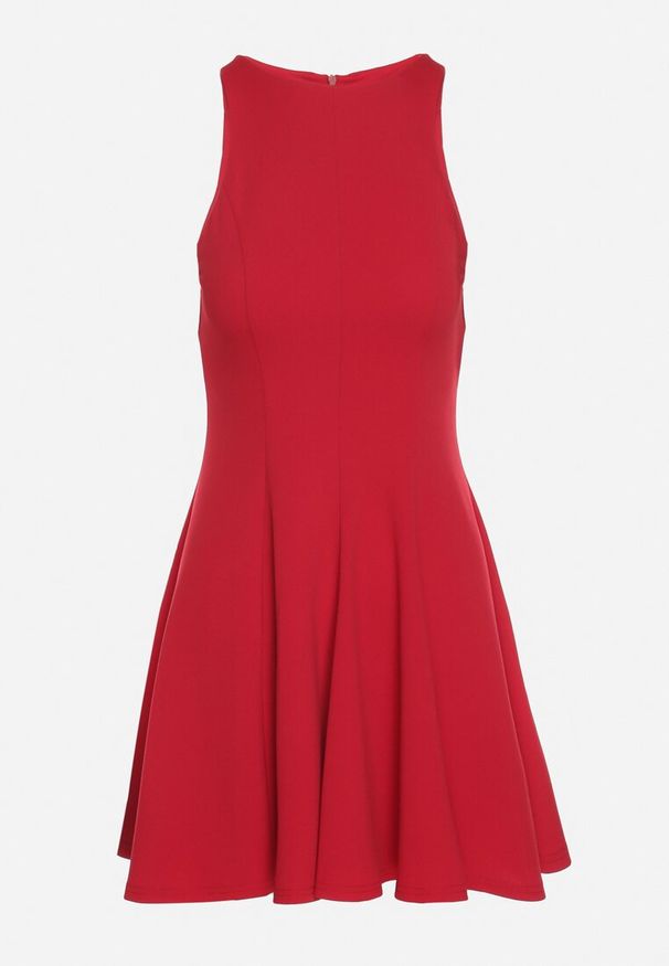 Born2be - Czerwona Rozkloszowana Sukienka z Wiskozą Milenissa. Okazja: na co dzień, na imprezę. Kolor: czerwony. Materiał: wiskoza. Sezon: lato. Styl: elegancki, casual