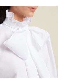 Luisa Spagnoli - LUISA SPAGNOLI - Biała koszula z kokardą Lily. Typ kołnierza: kokarda. Kolor: biały. Materiał: bawełna #4