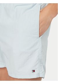 TOMMY HILFIGER - Tommy Hilfiger Szorty kąpielowe UM0UM03749 Niebieski jasny Regular Fit. Kolor: niebieski. Materiał: syntetyk #3