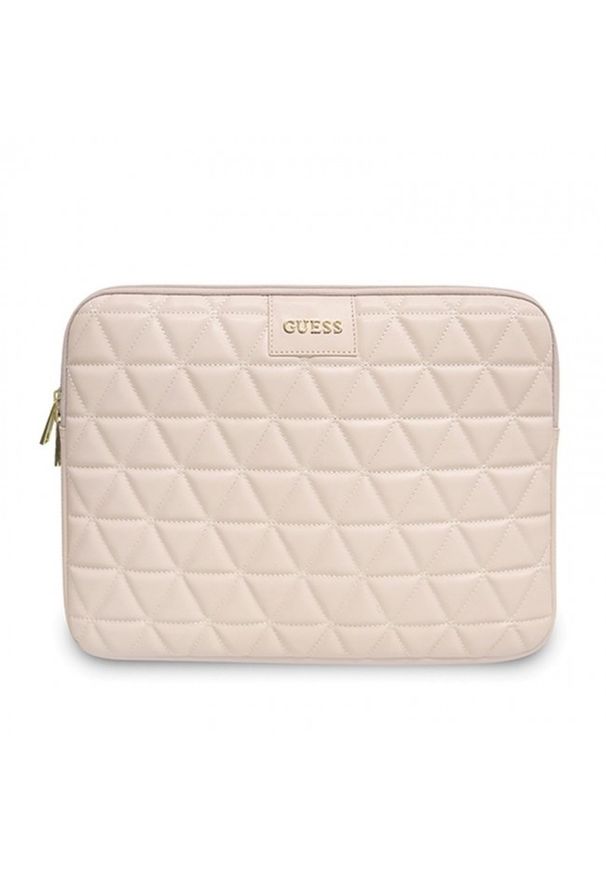 Guess Quilted Computer Sleeve 13" różowe. Kolor: różowy. Materiał: skóra ekologiczna. Wzór: aplikacja