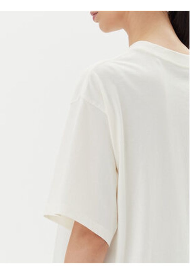 Levi's® T-Shirt Graphic A4924-0082 Biały Relaxed Fit. Kolor: biały. Materiał: bawełna