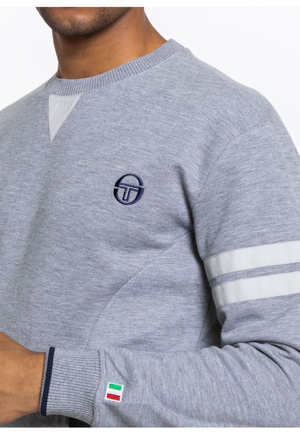 SERGIO TACCHINI - Bluza męska Sergio Tacchini Raul (STA211M601-3A). Okazja: na spotkanie biznesowe. Kolor: szary. Materiał: dresówka. Styl: młodzieżowy, biznesowy