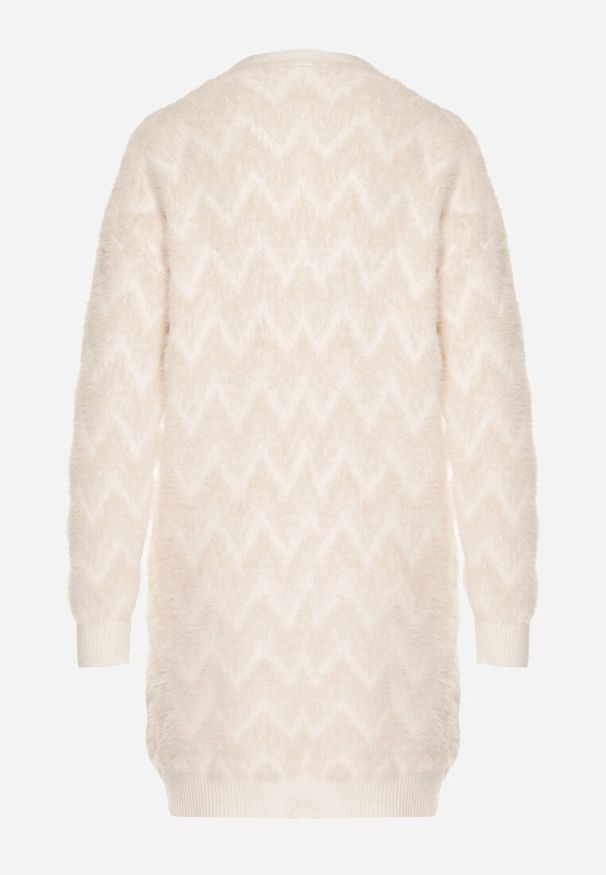 Born2be - Jasnobeżowy Niezapinany Kardigan Przed Kolano w Paski Chevron Afesura. Kolor: beżowy. Materiał: dzianina. Długość rękawa: długi rękaw. Długość: długie. Wzór: paski