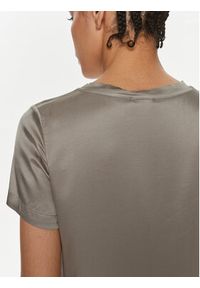 ViCOLO T-Shirt TB0040 Beżowy Regular Fit. Kolor: beżowy. Materiał: wiskoza