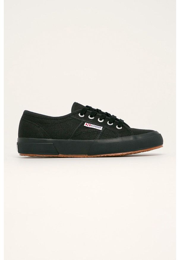 Superga - Tenisówki. Nosek buta: okrągły. Zapięcie: sznurówki. Kolor: czarny. Materiał: guma